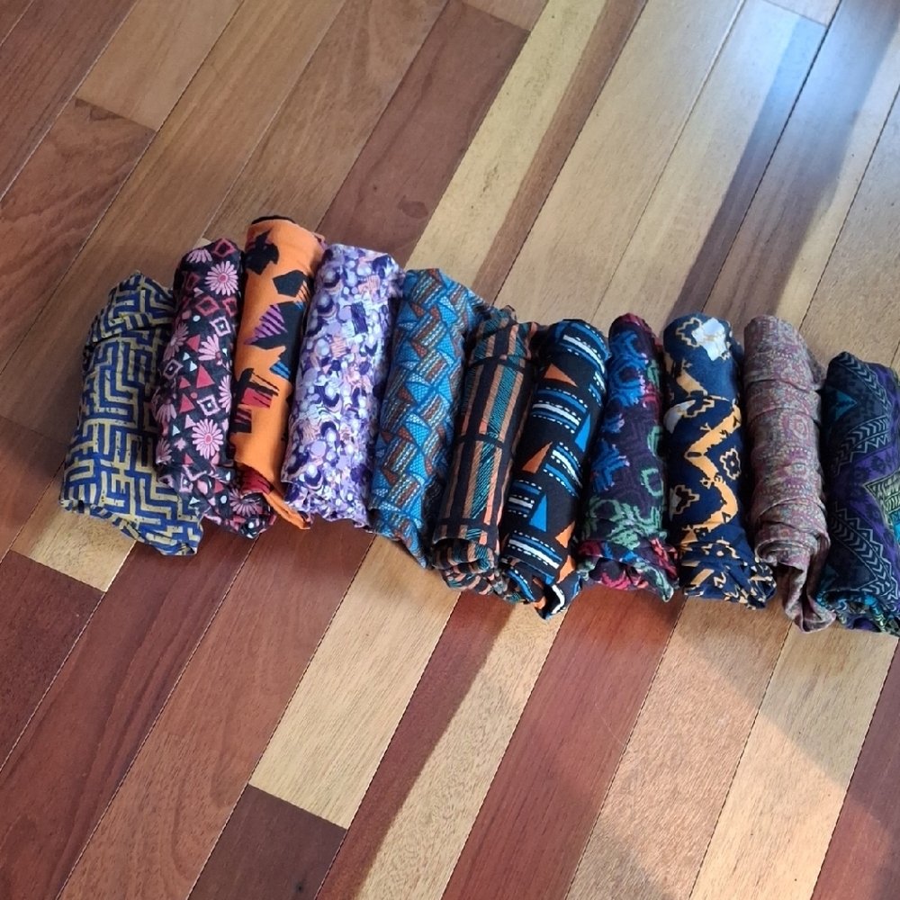 Lot Of 11 Pair Lularoe Adult Leggings One Size Some New Some Worn Gently